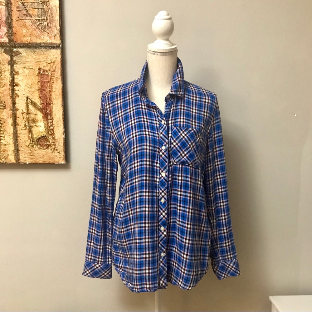 GAP lightweight plaid shirt